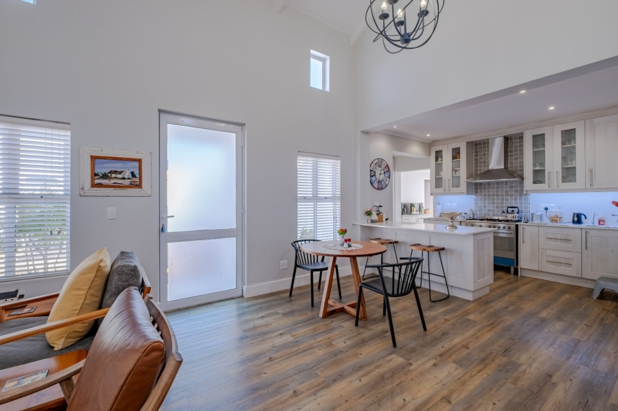 3 Bedroom Property for Sale in Chanteclair Western Cape